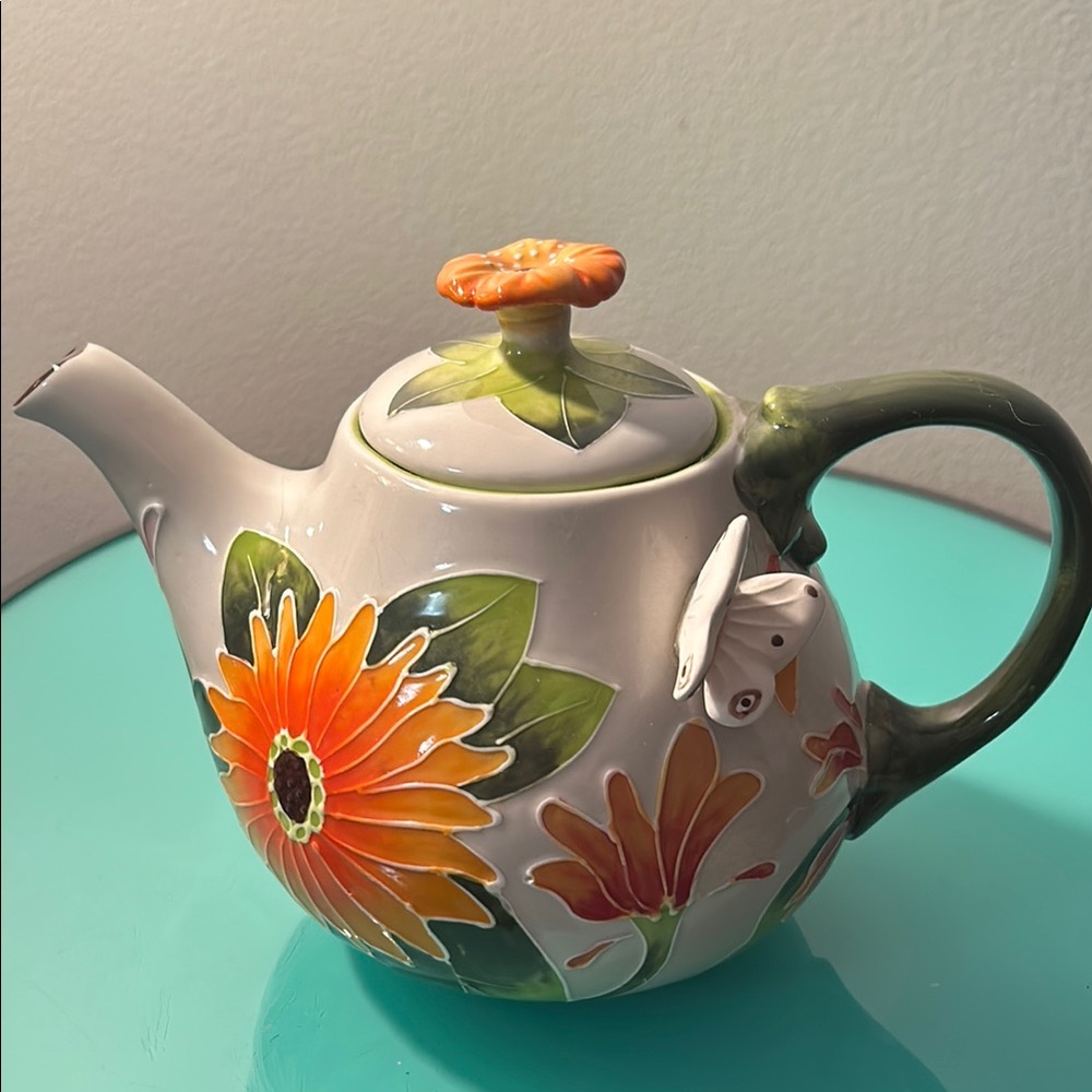 Floral Blue Sky Ceramic Gerber Daisy Teapot